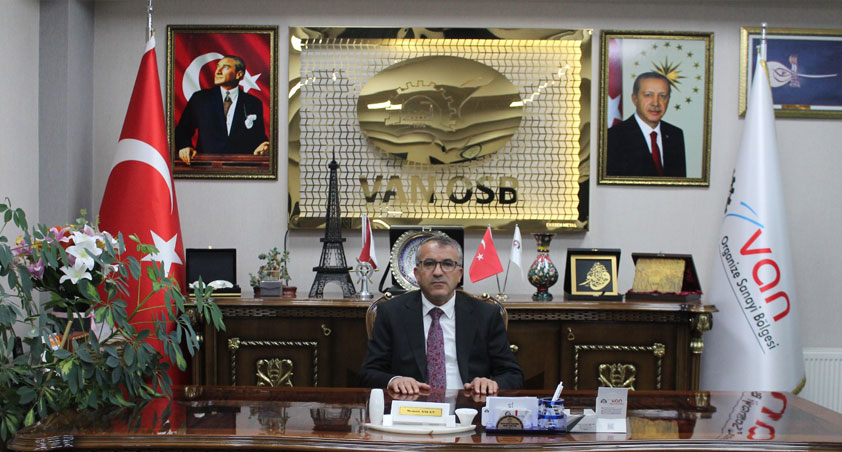 Başkan Memet Aslan Cumhuriyet Bayramı İçin Tarihi Bir Mesaj Yayımladı